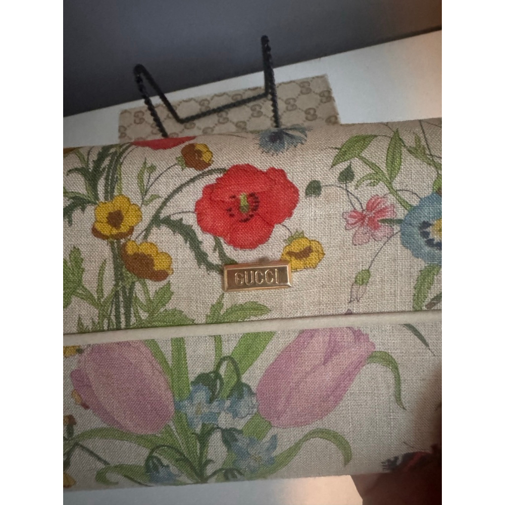 Gucci Floral Shoulder Bag/ Clutch - Picture 4 of 11